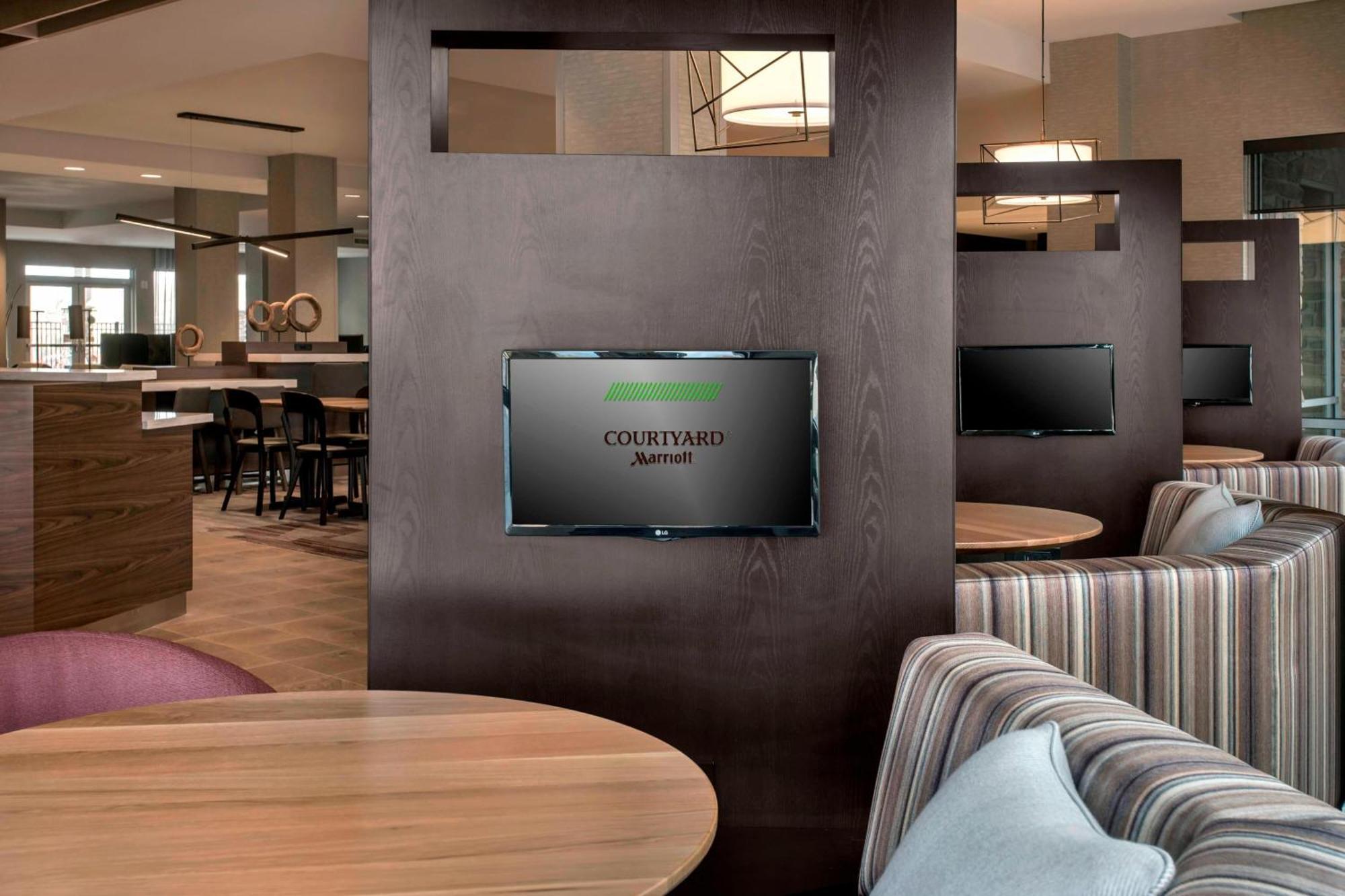 Hotel Courtyard By Marriott Schenectady At Mohawk Harbor Exterior foto